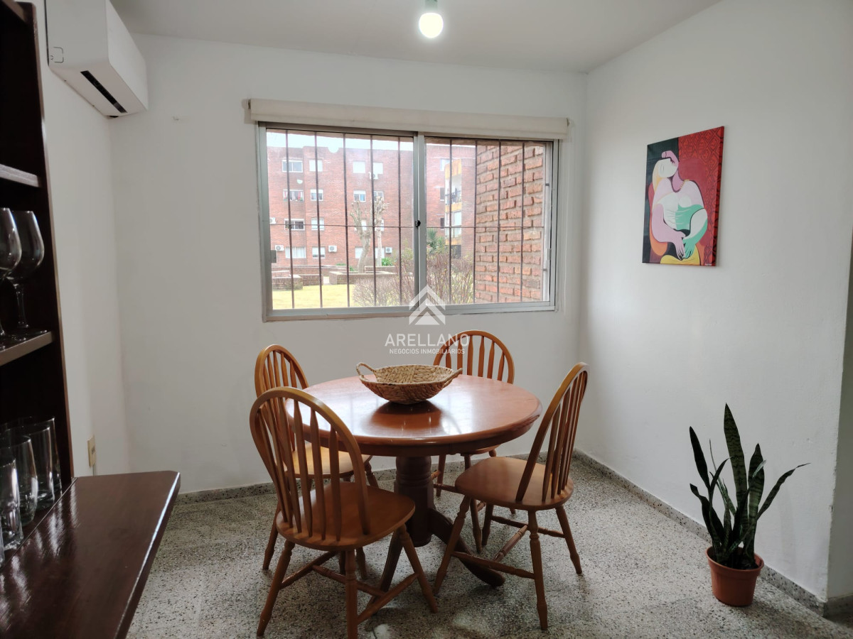 Apartamento ID.4433 - Venta apartamento 2 dormitorios Maldonado, Ideal renta! 