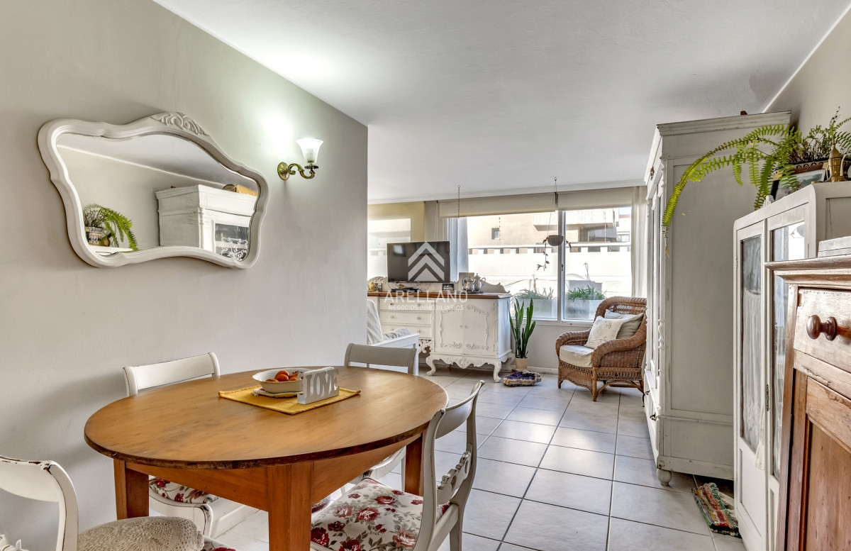 Apartamento ID.2462 - Venta apartamento 2 dormitorios Península 