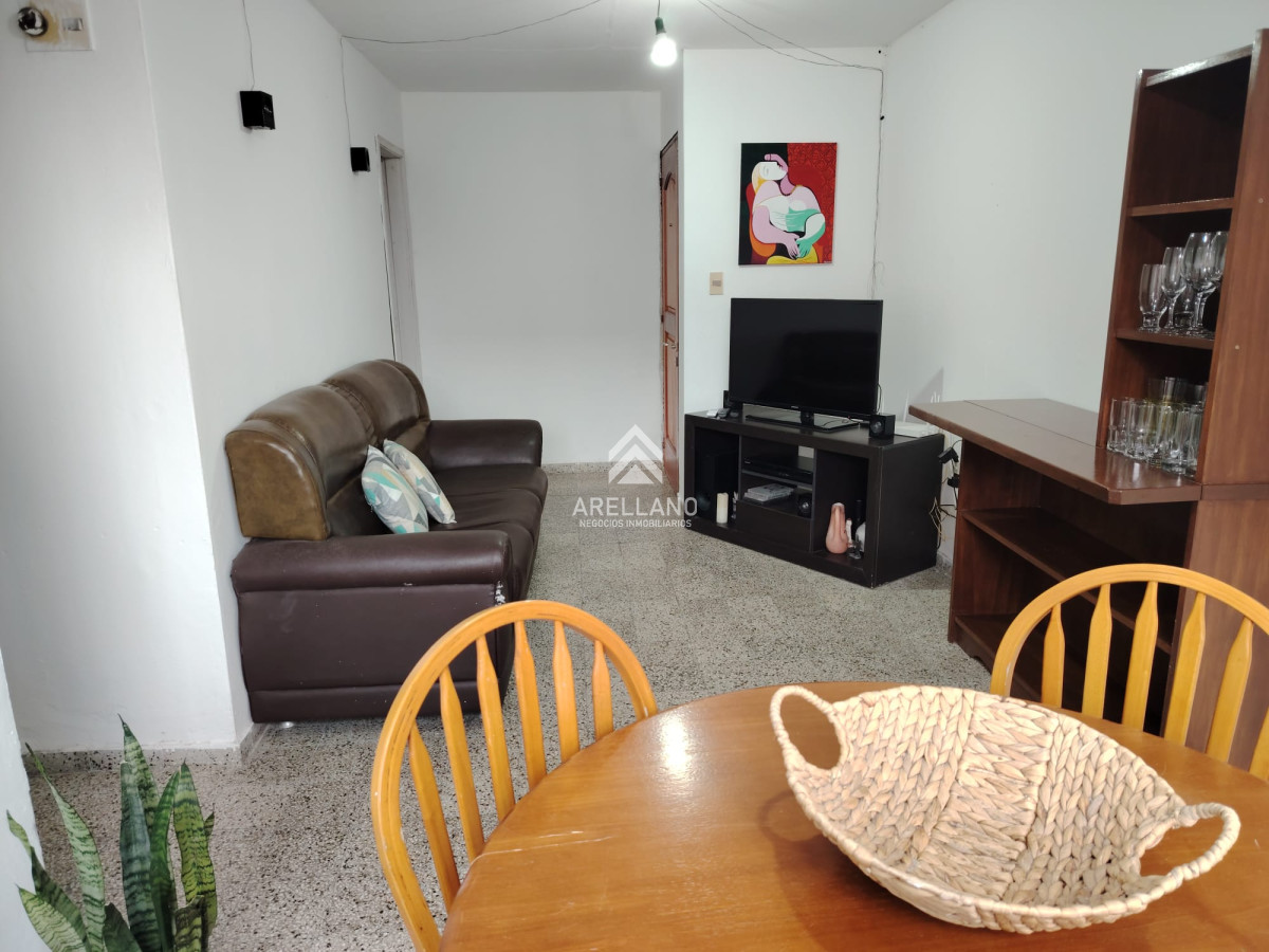 Apartamento ID.4433 - Venta apartamento 2 dormitorios Maldonado, Ideal renta! 