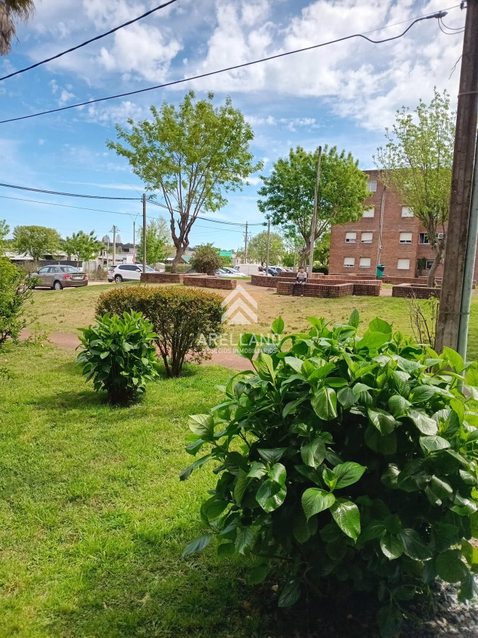 Apartamento ID.4433 - Venta apartamento 2 dormitorios Maldonado, Ideal renta! 