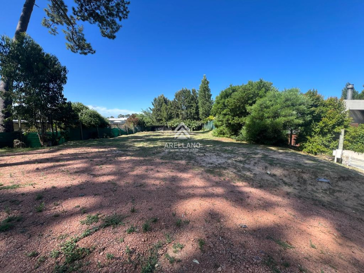 Terreno ID.3267 - TERRENO EN LA RESIDENCE 852m2