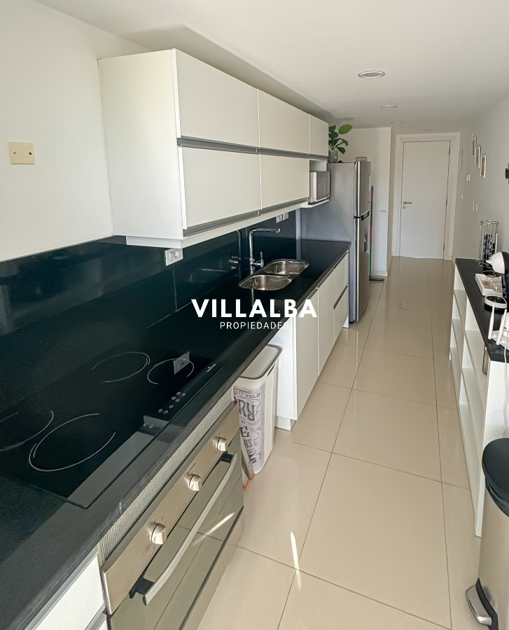 Apartamento ID.3744 - Venta Penthouse Vista al Mar Mansa Punta del Este