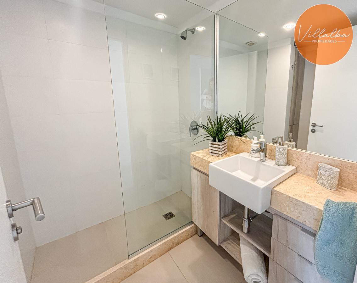 Apartamento ID.3744 - Venta Penthouse Vista al Mar Mansa Punta del Este