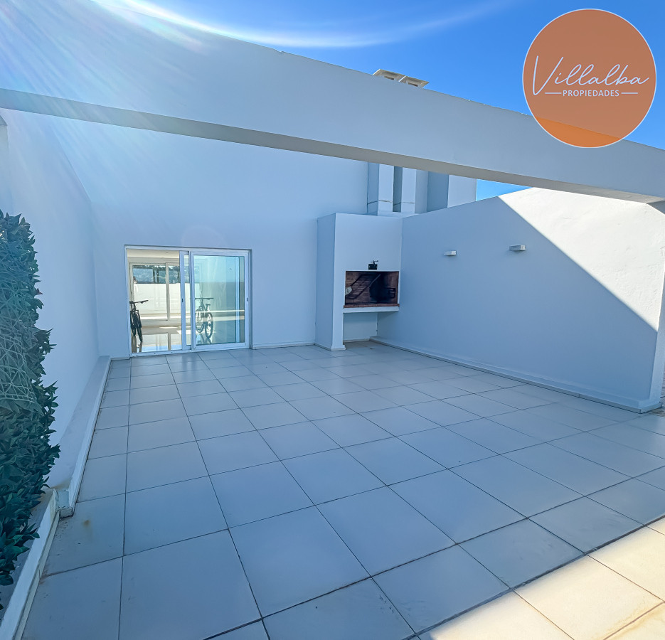 Apartamento ID.3744 - Venta Penthouse Vista al Mar Mansa Punta del Este