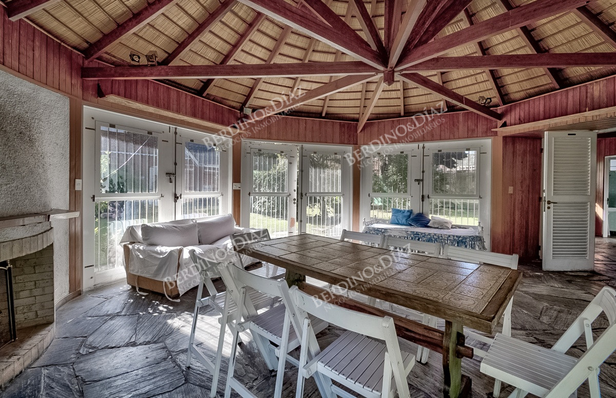 Casa ID.1990 - Venta de casa 4 dormitorios en Mansa 