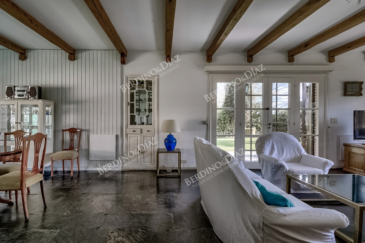 Casa ID.1990 - Venta de casa 4 dormitorios en Mansa 