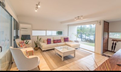 Venta casa 2 dormitorios en Rincon del Indio, Punta del Este