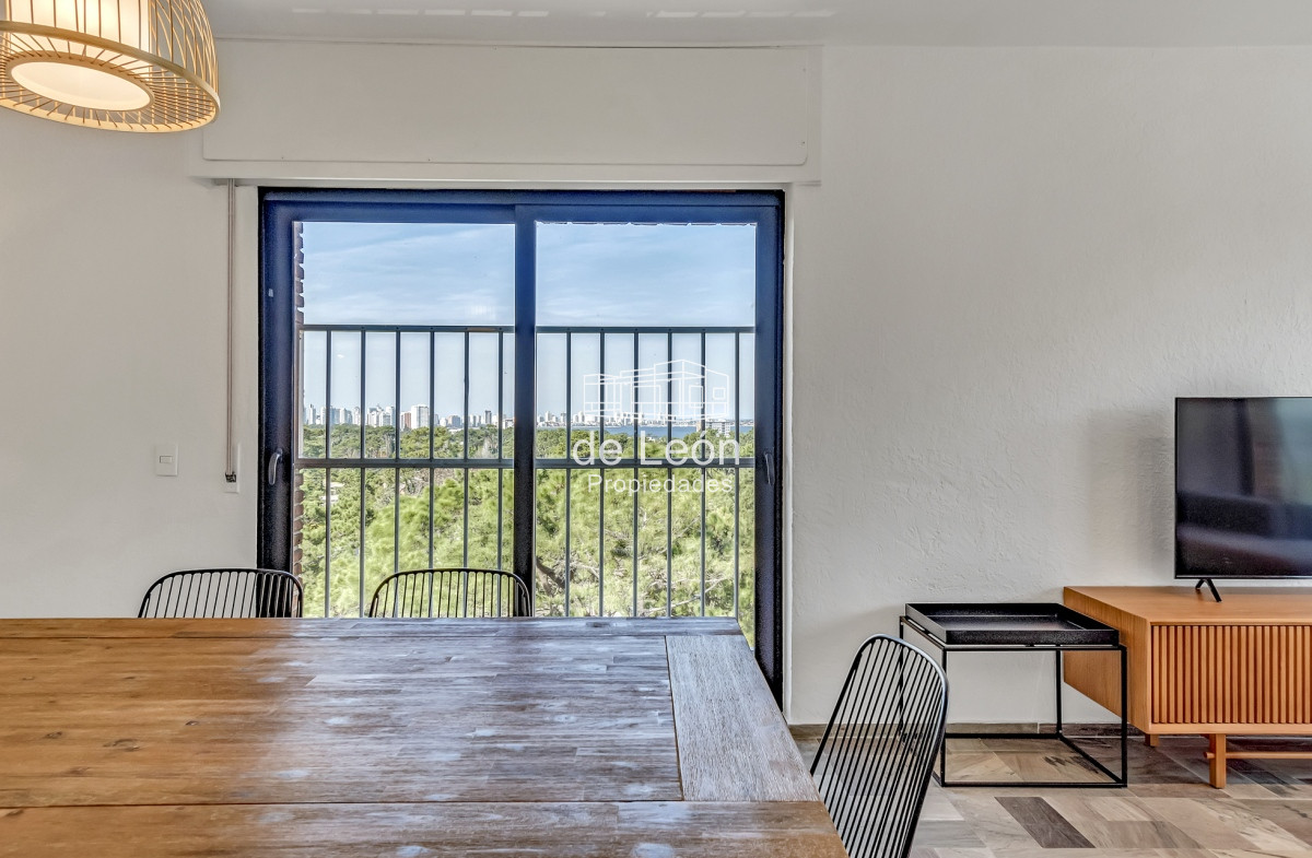 Apartamento ID.14934 - Venta Apartamento 4 dormitorios, Full reciclado, Punta del Este 