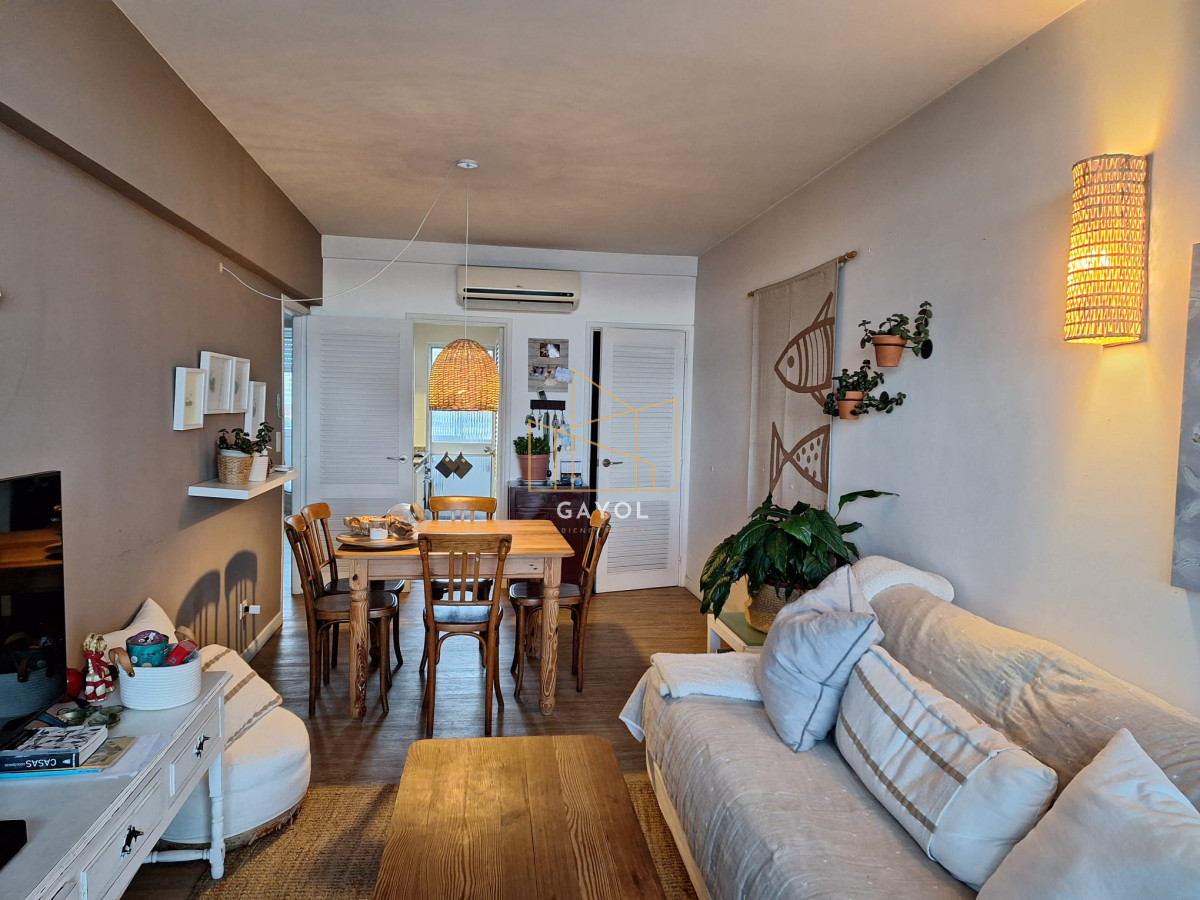 Apartamento ID.177 - apto venta reciclado primera línea brava 2 dormitorios