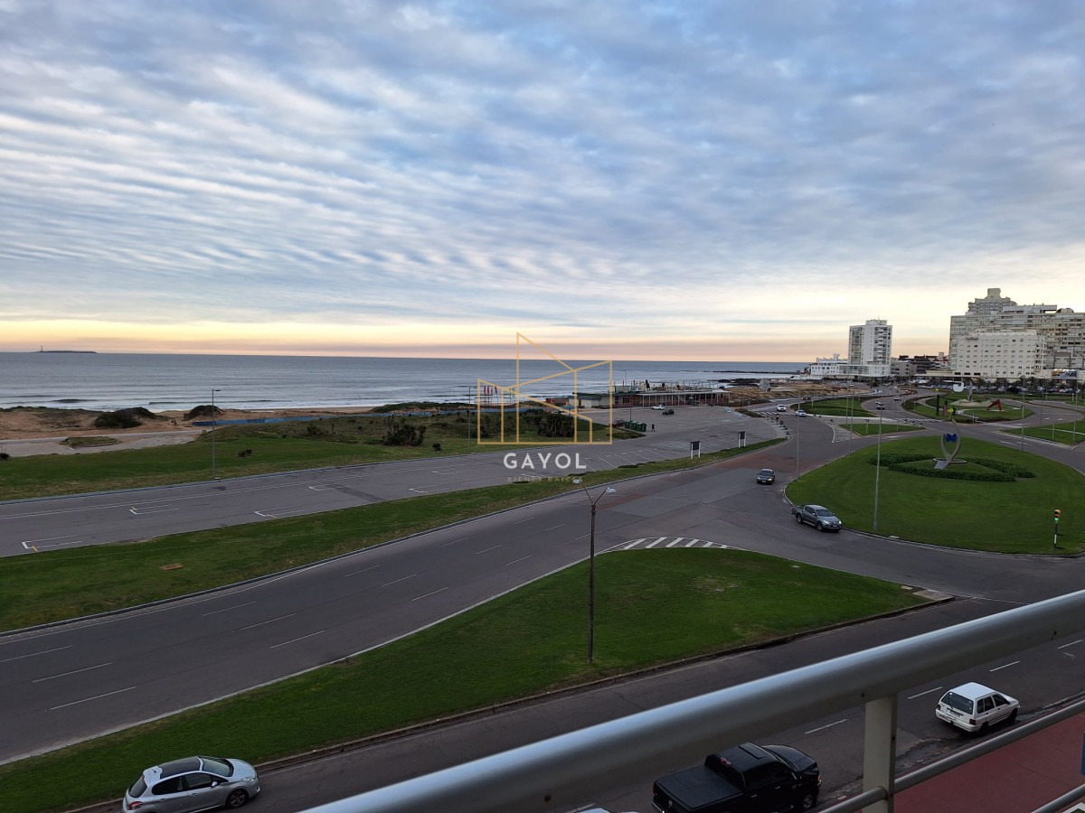 Apartamento ID.177 - apto venta reciclado primera línea brava 2 dormitorios