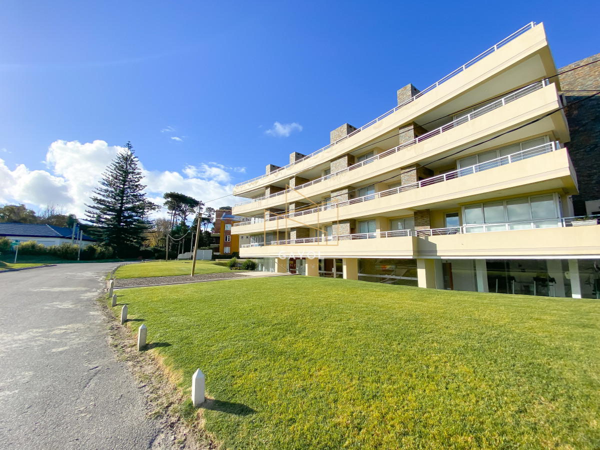 Apartamento ID.1125 - Apartamento venta Mansa 1 dormitorio con parrillero