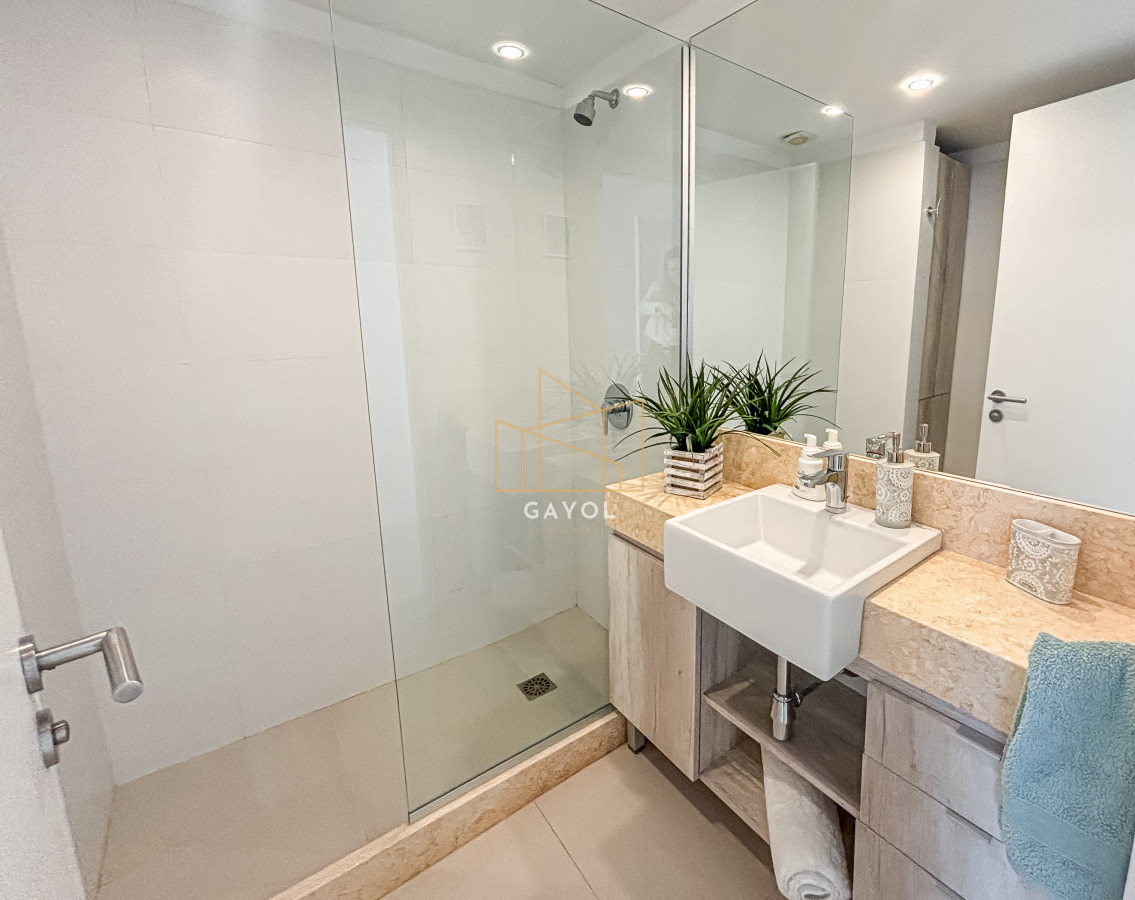 Apartamento ID.1129 - Venta Penthouse Vista al Mar Mansa Punta del Este