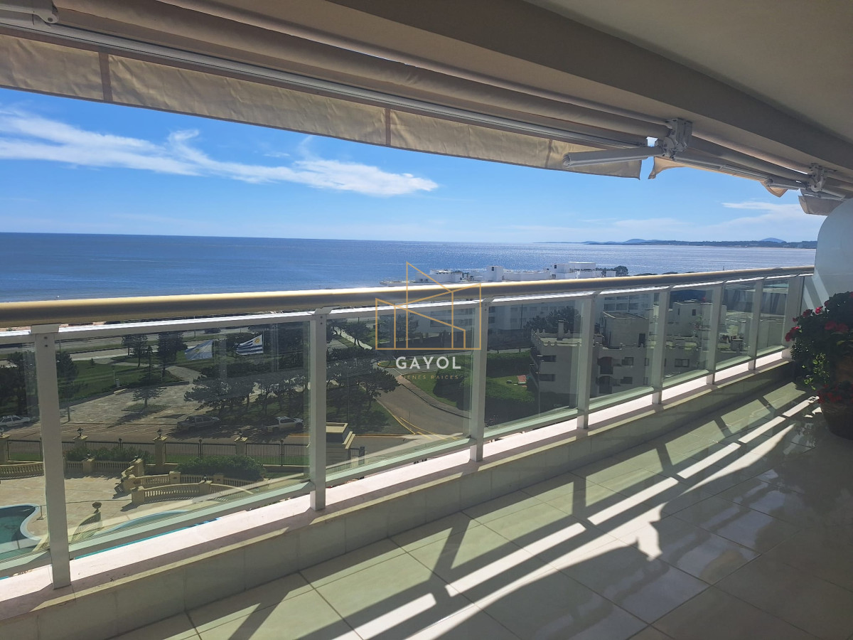 Apartamento ID.175 - Le Jardin en alquiler anual, 3 suites 