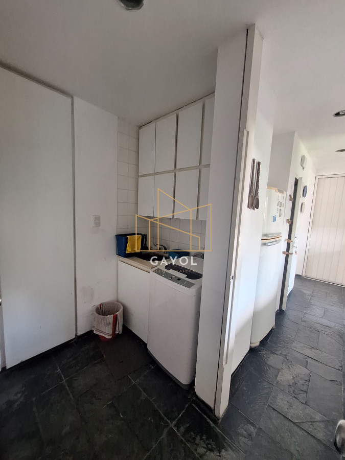 Apartamento ID.174 - Apto en venta 2 dorm y dependencia Brava con vista al mar 