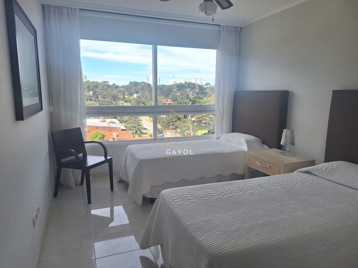 Apartamento ID.175 - Le Jardin en alquiler anual, 3 suites 