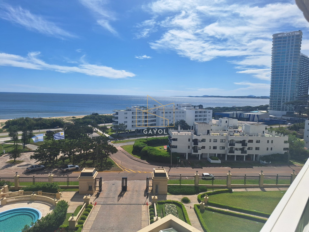 Apartamento ID.175 - Le Jardin en alquiler anual, 3 suites 