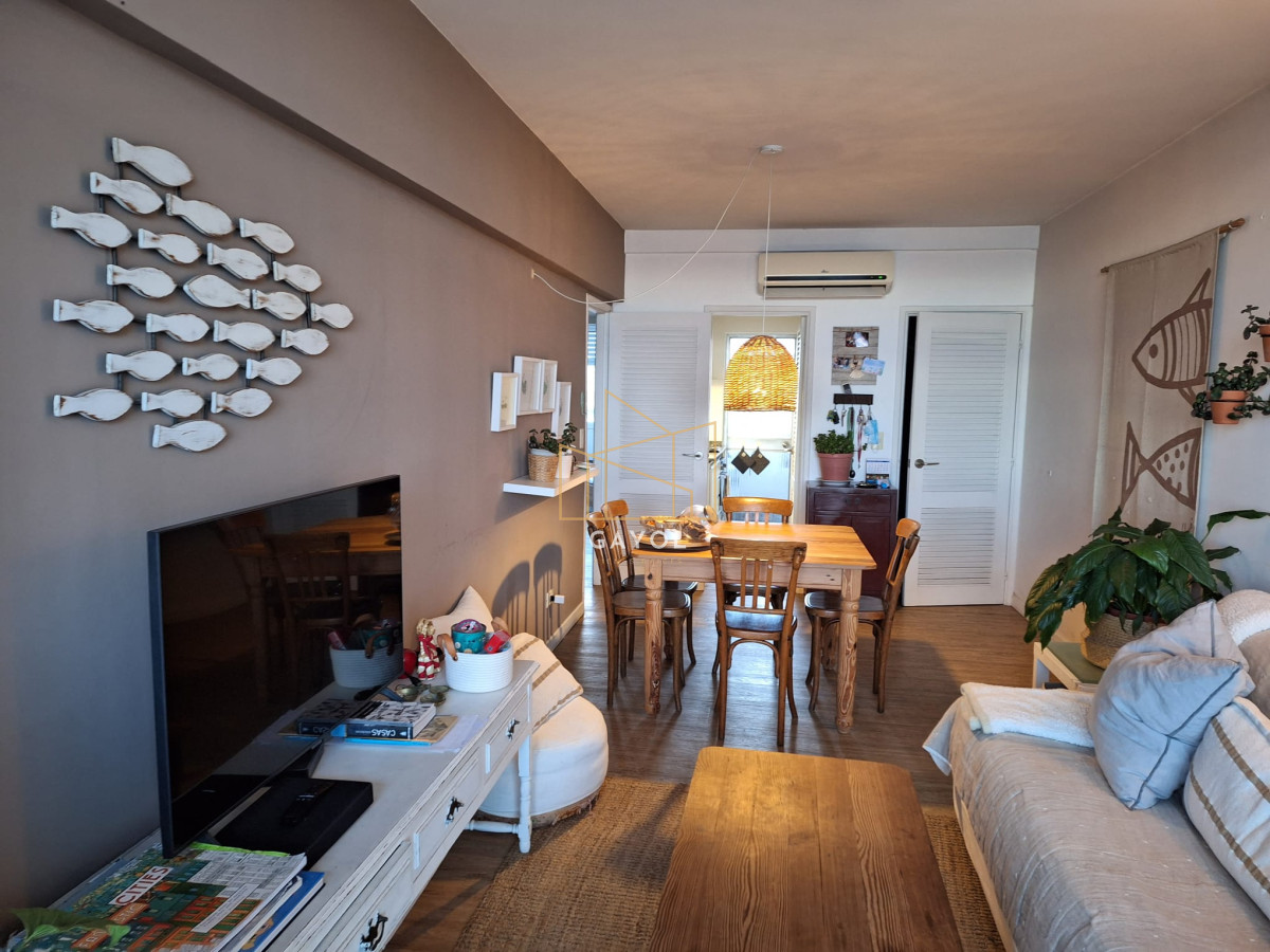 Apartamento ID.177 - apto venta reciclado primera línea brava 2 dormitorios