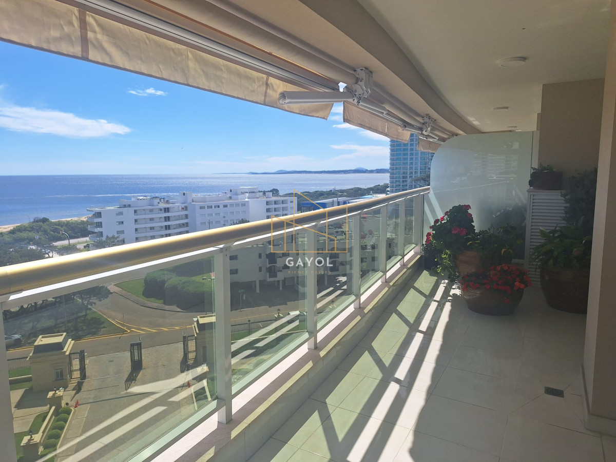 Apartamento ID.175 - Le Jardin en alquiler anual, 3 suites 