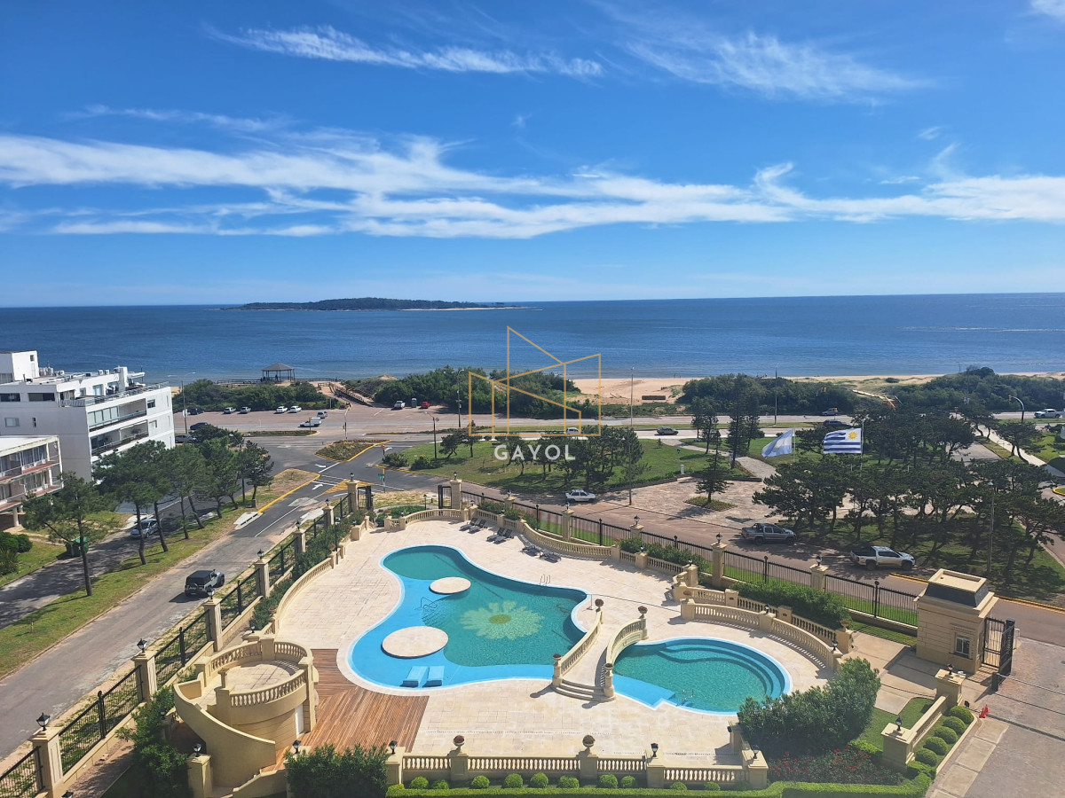 Apartamento ID.175 - Le Jardin en alquiler anual, 3 suites 
