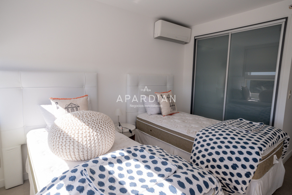 Apartamento ID.21097005 - Venta apartamento 3 dormitorios Punta del Este