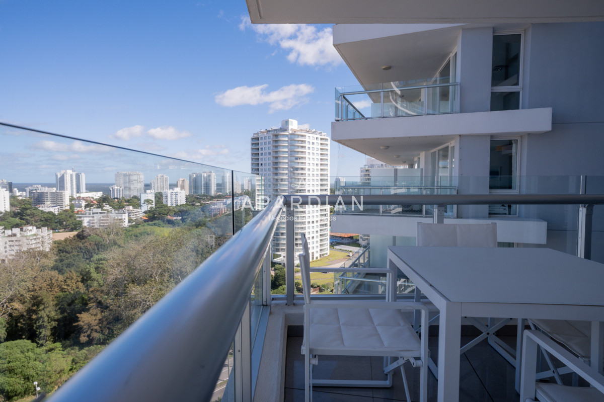 Apartamento ID.21097005 - Venta apartamento 3 dormitorios Punta del Este