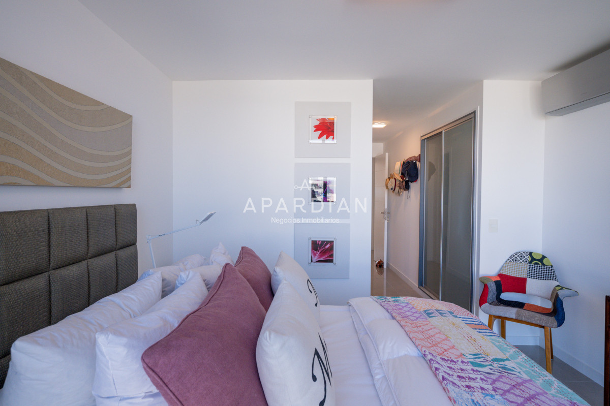 Apartamento ID.21097005 - Venta apartamento 3 dormitorios Punta del Este