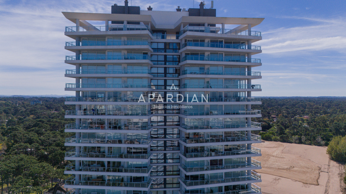 Apartamento ID.21097005 - Venta apartamento 3 dormitorios Punta del Este