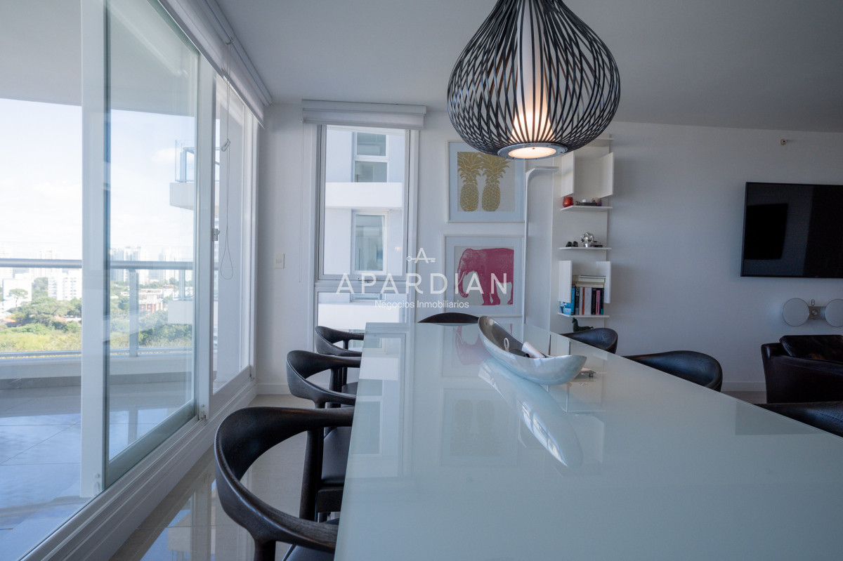 Apartamento ID.21097005 - Venta apartamento 3 dormitorios Punta del Este