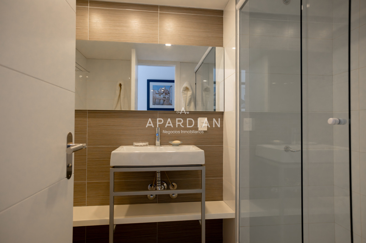 Apartamento ID.21097005 - Venta apartamento 3 dormitorios Punta del Este