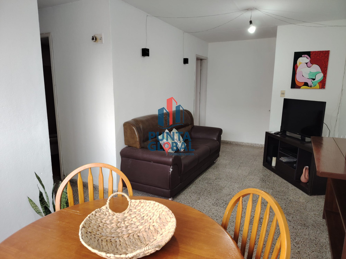 Apartamento ID.290 - Apartamento en venta 2 dormitorios Maldonado, Ideal para renta! 