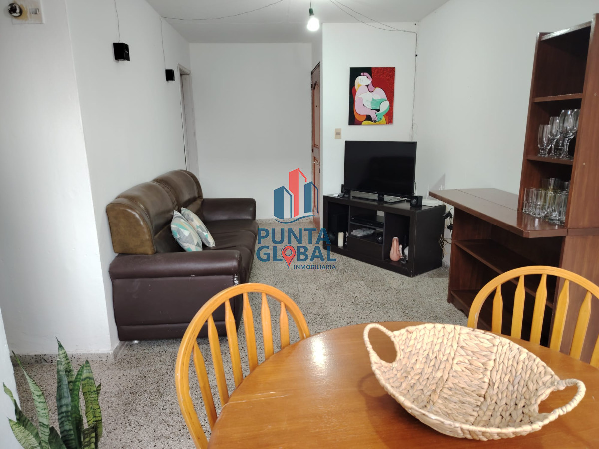 Apartamento ID.290 - Apartamento en venta 2 dormitorios Maldonado, Ideal para renta! 