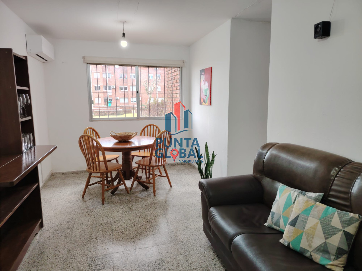 Apartamento ID.290 - Apartamento en venta 2 dormitorios Maldonado, Ideal para renta! 