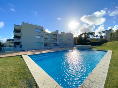 Apartamento en venta Playa Mansa 3 dormitorios