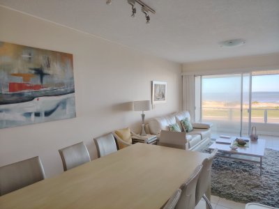 Primera línea Brava, Venta Apartamento 2 dormitorios 