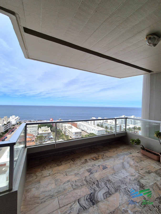 Apartamento ID.5179 - Apartamento piso alto 3 dormitorios terraza garage con vista al mar Península Punta del Este