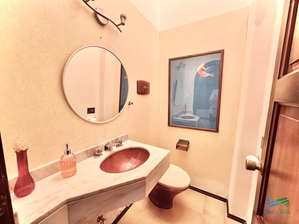Casa ID.4615 - Mansión 7 dormitorios en Lugano Punta del Este