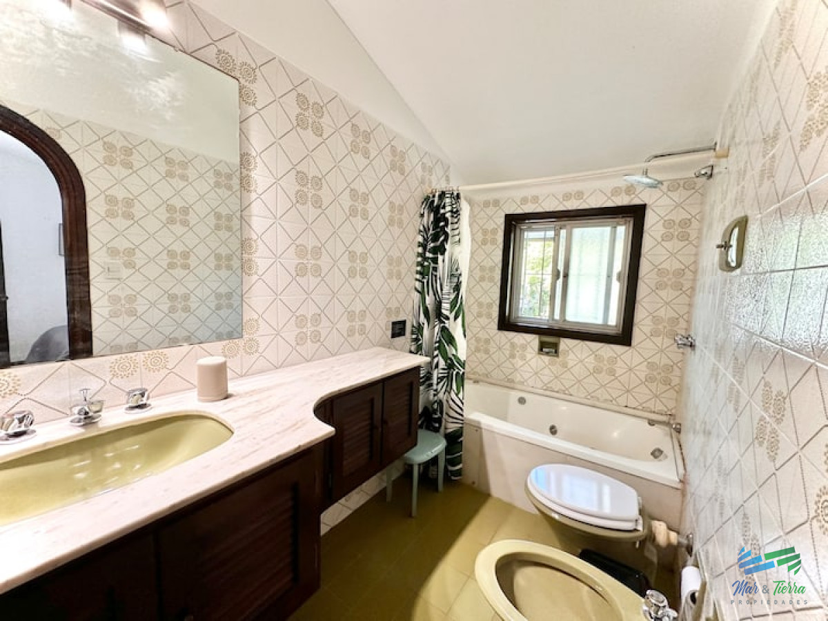 Casa ID.4615 - Mansión 7 dormitorios en Lugano Punta del Este