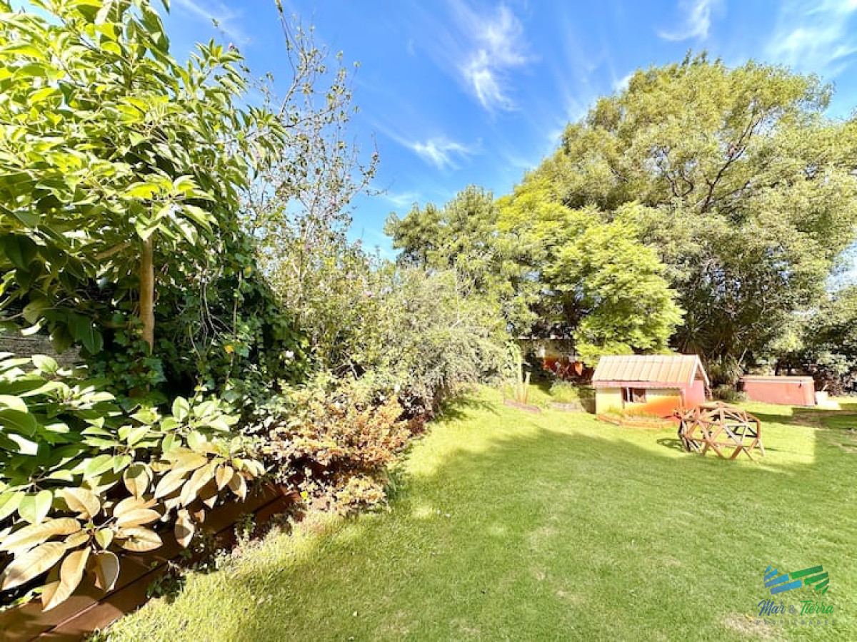 Casa ID.4615 - Mansión 7 dormitorios en Lugano Punta del Este