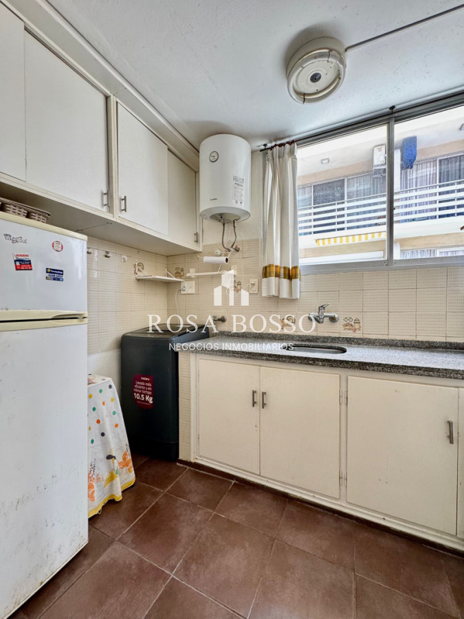 Apartamento ID.9864 - Oportunidad 2 dormitorios con balcón primera línea Playa Mansa 