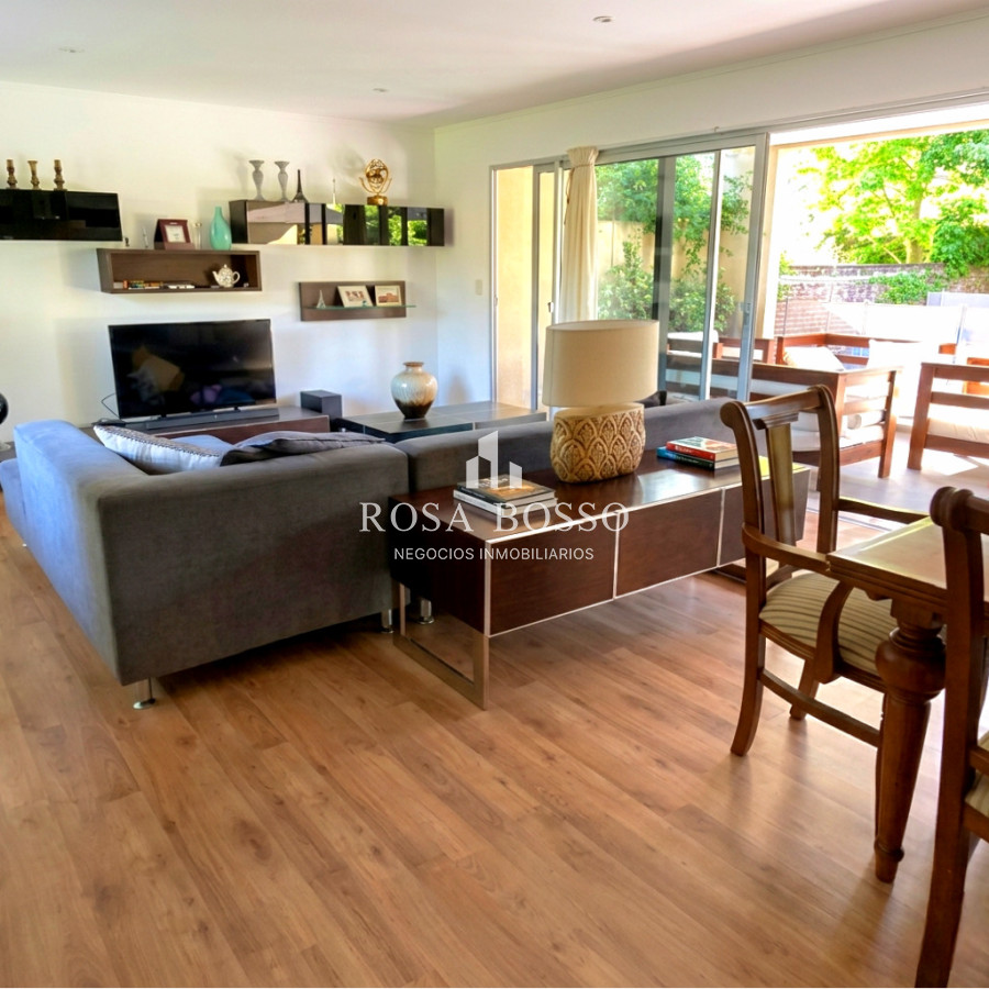 Apartamento ID.9878 - Casa moderna de 3 dormitorios estilo minimalista cercana al mar Playa Mansa Punta del Este