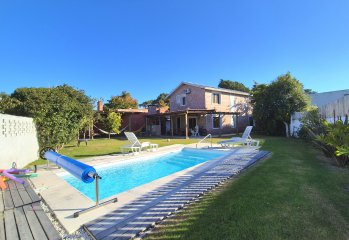Casa de 3 dormitorios moderna en Altos de pinares , Punta del Este