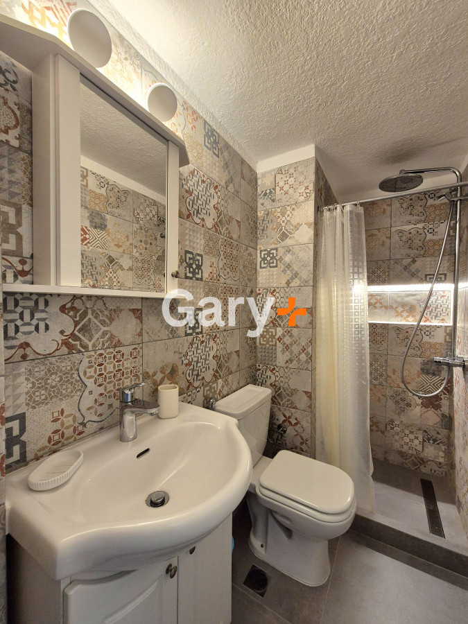 Apartamento ID.28814 - Apartamento reciclado de 3 dormitorios estufa a leña y parrillero propio próximo al mar Playa Mansa