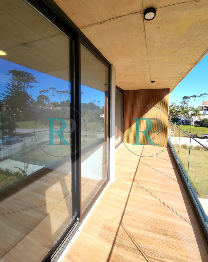 Apartamento ID.1813 - A estrenar en edificio frente al mar muy luminoso, excelente calidad y servicios bajos gastos