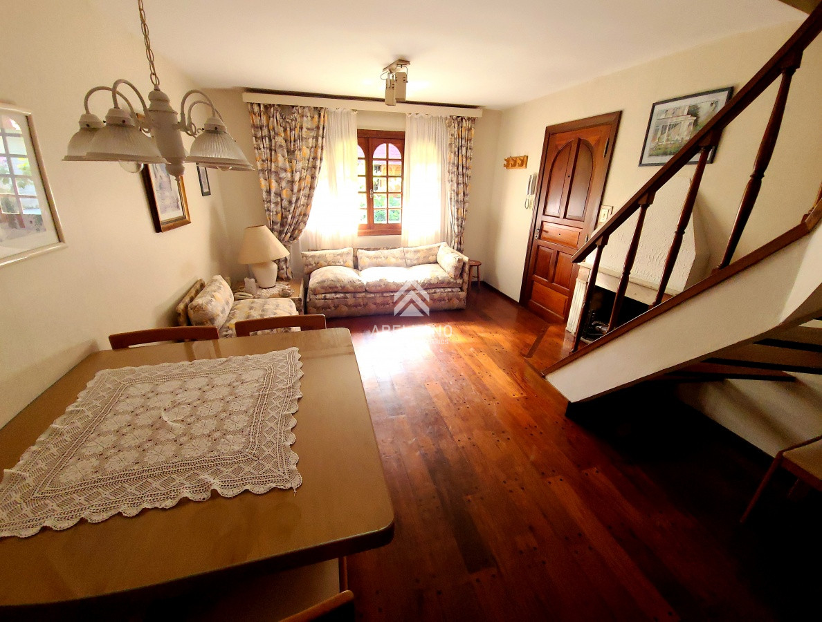 Apartamento ID.4480 - Oportunidad venta casa 2 dormitorios Playa Mansa cochera y parrillero