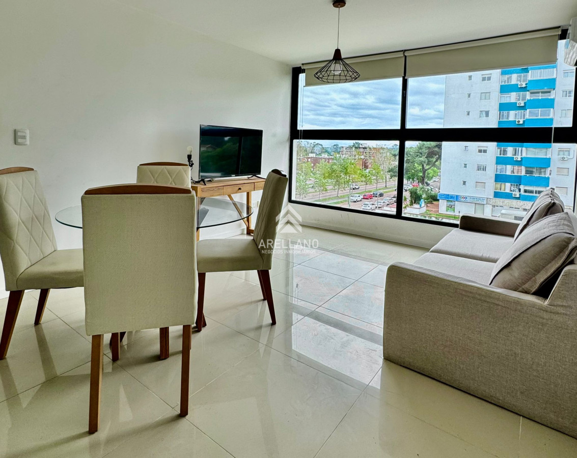 Apartamento ID.5237 - Apartamento 1 dormitorio moderno zona roosevelt Punta del Este 