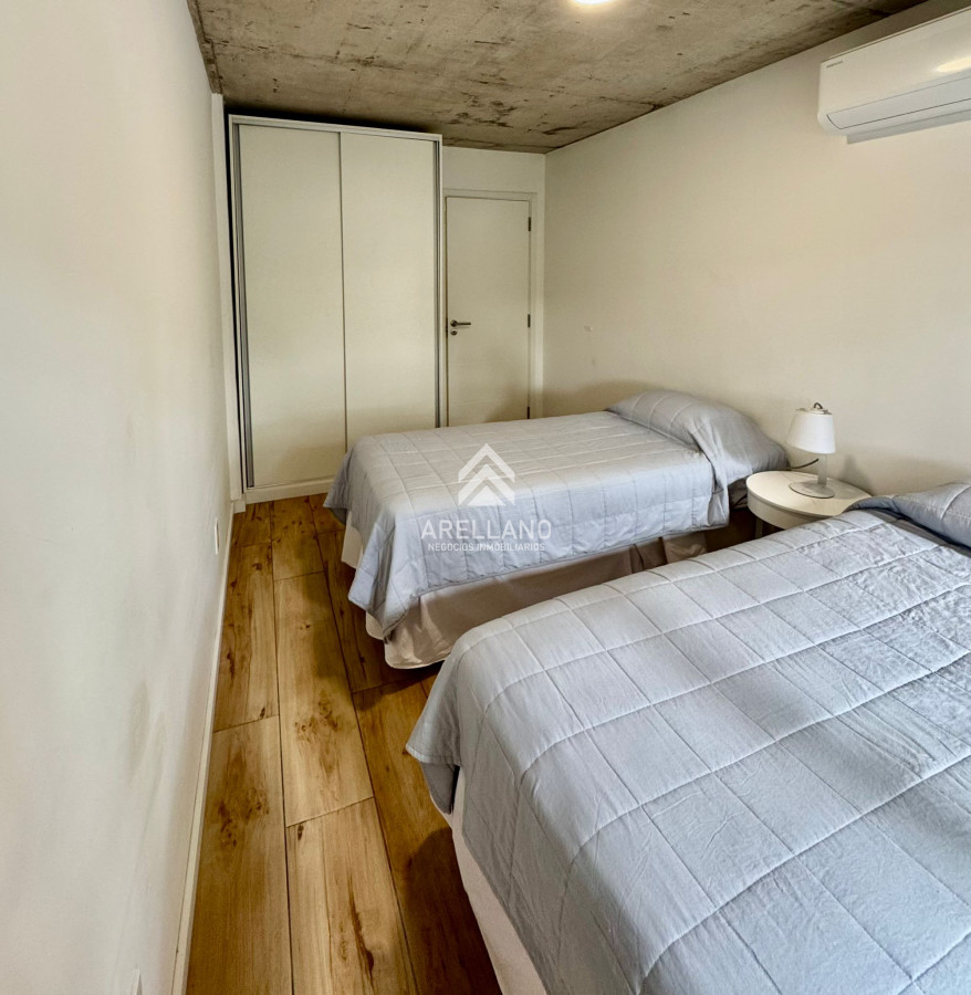 Apartamento ID.4409 - Venta apartamento 2 dormitorios Mansa Inn 