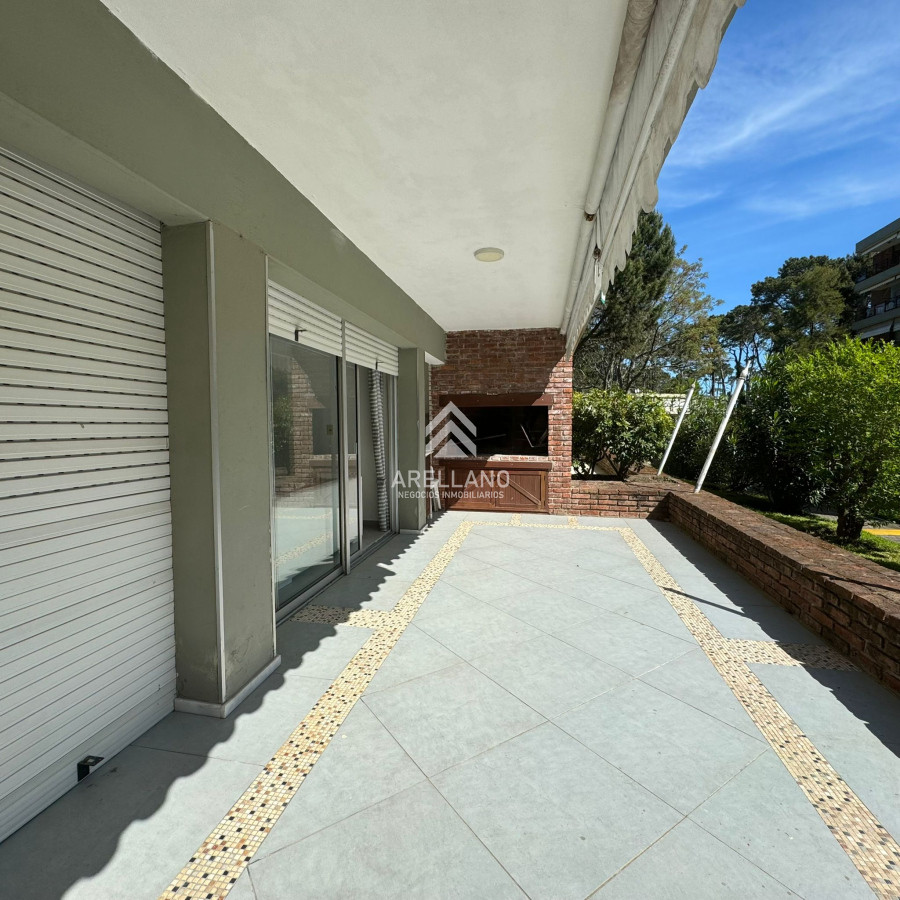 Apartamento ID.4616 - Apartamento 3 dormitorios muy lindo en excelente zona Punta del Este 
