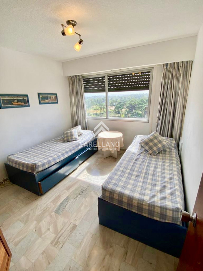Apartamento ID.4481 - Apartamento 3 dormitorios en Roosevelt con garage Punta del Este 