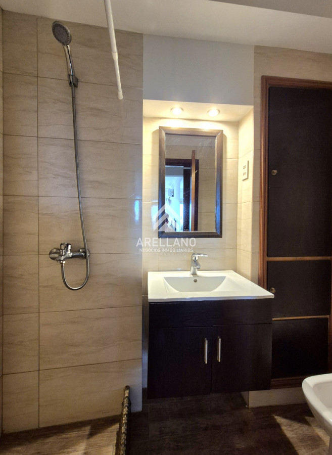 Apartamento ID.6176 - Apartamento reciclado frente al mar Playa Mansa 3 dormitorios terraza con barbacoa uso exclusivo y vista el mar Punta del Este