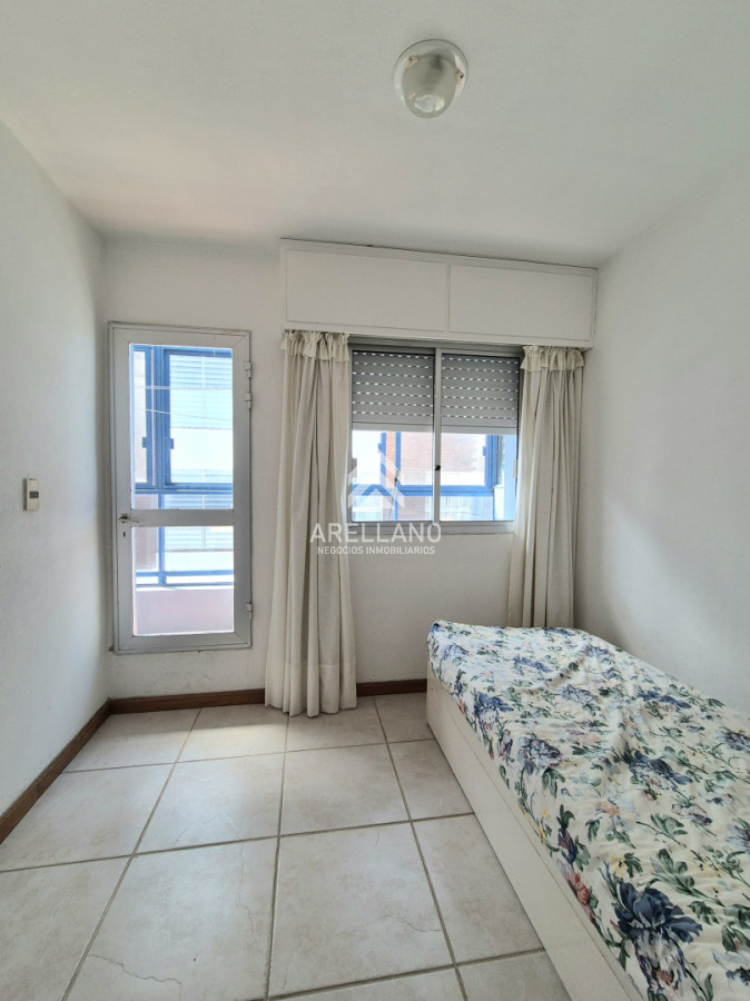 Apartamento ID.6140 - Venta apartamento 3 dormitorios y dependencia 